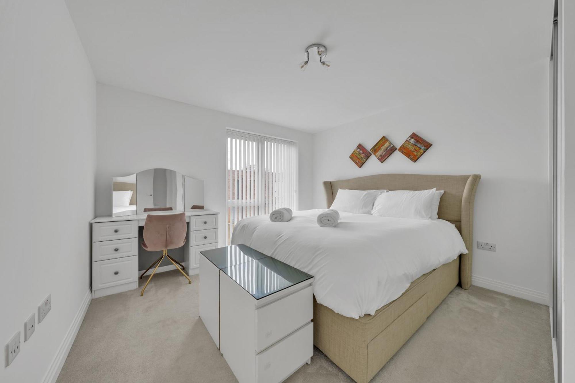 3 Bedroom House In Bricket Wood, St Alban ワトフォード エクステリア 写真